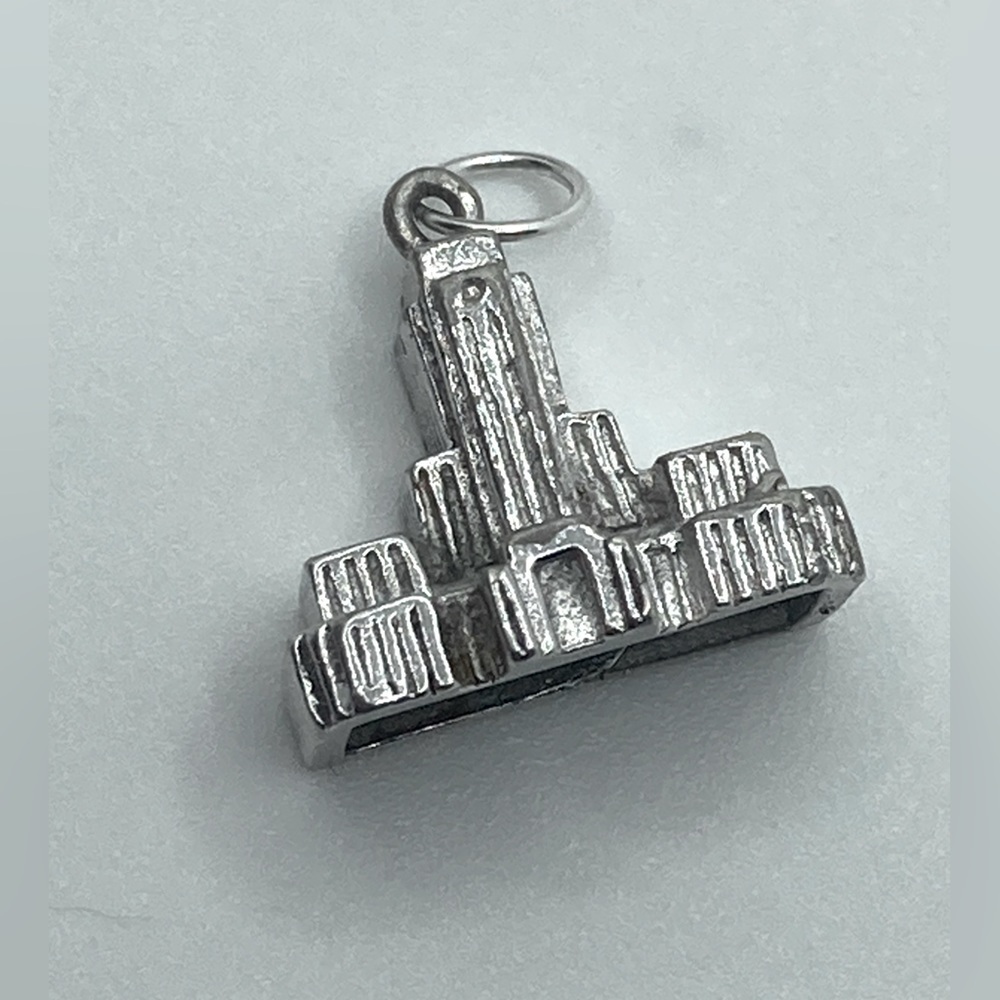 Vtg Sterling Vancouver City Hall City of Vancouver Building Charm Pendant .6”